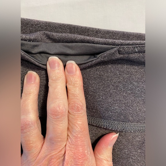 Alo Yoga NWOT goddess leggings stormy Heather/black black large - Picture 6 of 6